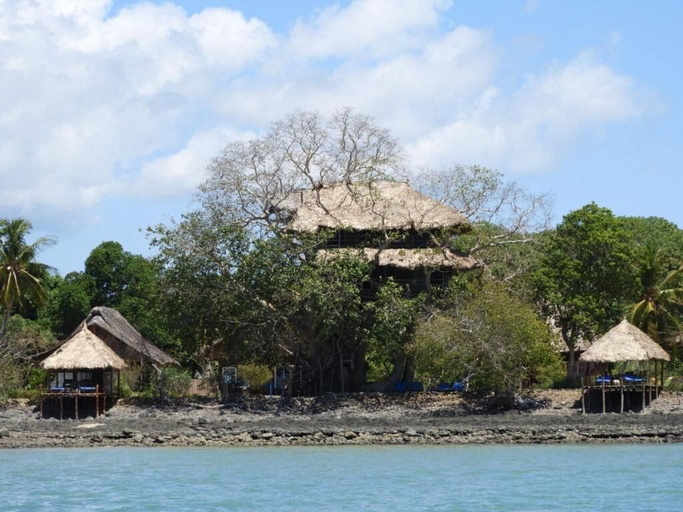 Exterior & Views 2, Sangany lodge, Diana