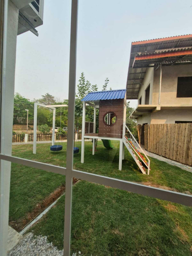 Exterior & Views 2, River view villas, Vangvieng