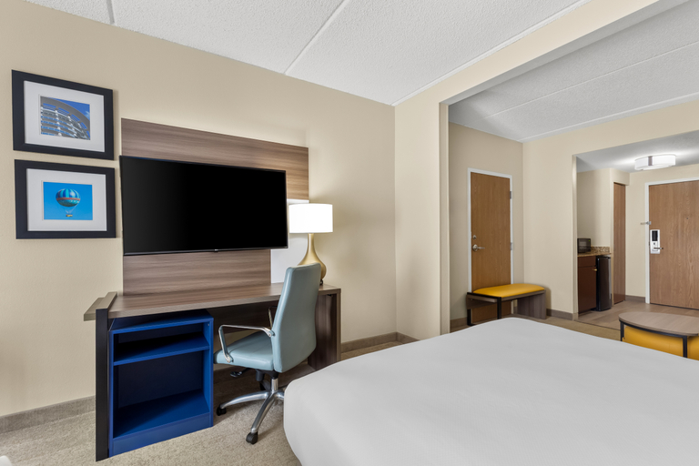 Bedroom 3, Comfort Suites Near Universal Orlando Resort, Orange