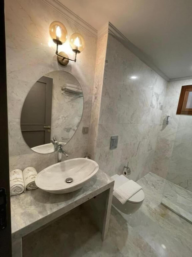 Bathroom 5, The Pilgrim Ephesus Hotel, Selçuk
