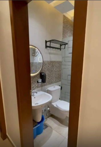 Bathroom, Luxury Beachfront Chalet in Ain Sokhna Families, 'Ataqah