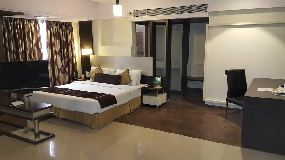 Bedroom 3, Keys Select by Lemon Tree Hotels, Nestor, Mumbai, Mumbai Suburban