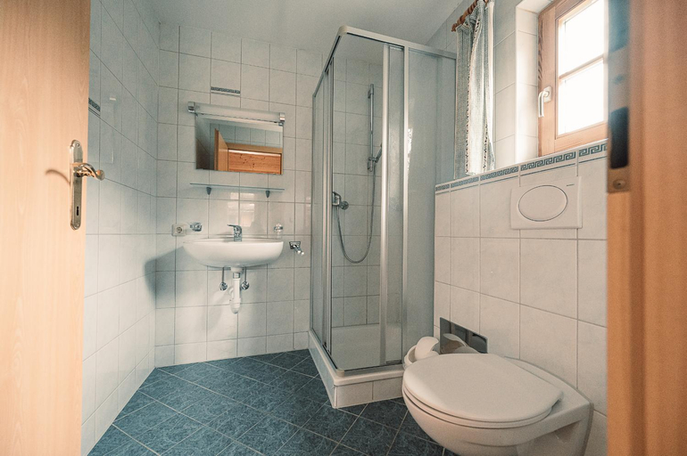 Bathroom 2, Almdorf Tirol Wildschonau, Kufstein