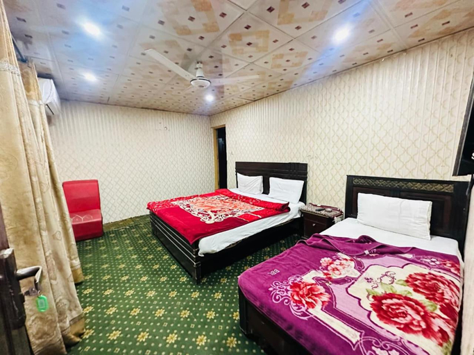 Bedroom 1, Pak Rose Hotel, Islamabad