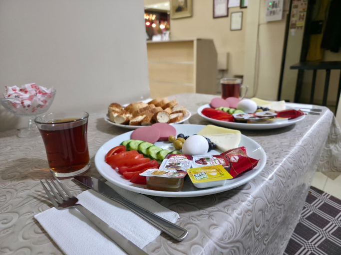 Food & Drinks 4, Birol Hotel, Beyoğlu