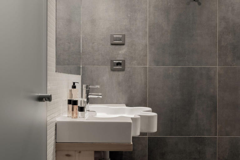 Bathroom 4, Hotel Orso Grigio, Trento