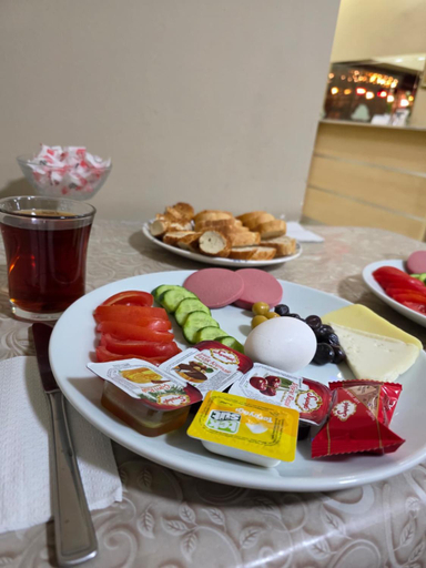 Food & Drinks 5, Birol Hotel, Beyoğlu