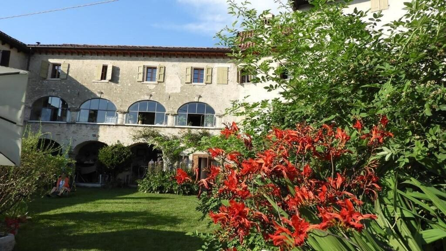 Others 4, Villa Francescon, Belluno