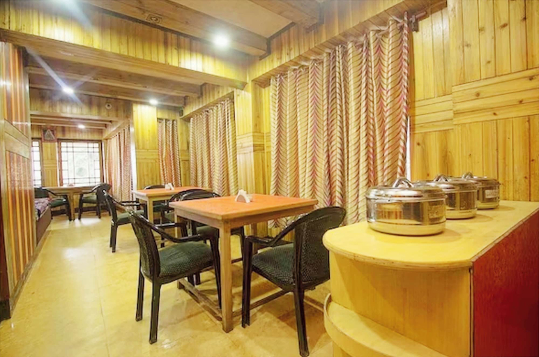Food & Drinks 5, Hotel Broadway Annexe Darjeeling, Darjiling