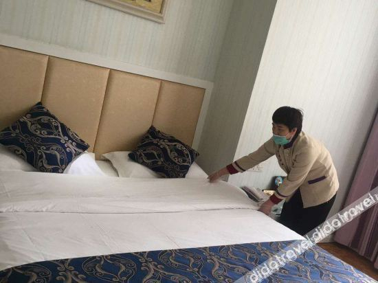 Others 2, MIDI Fashion Hotel, Liupanshui