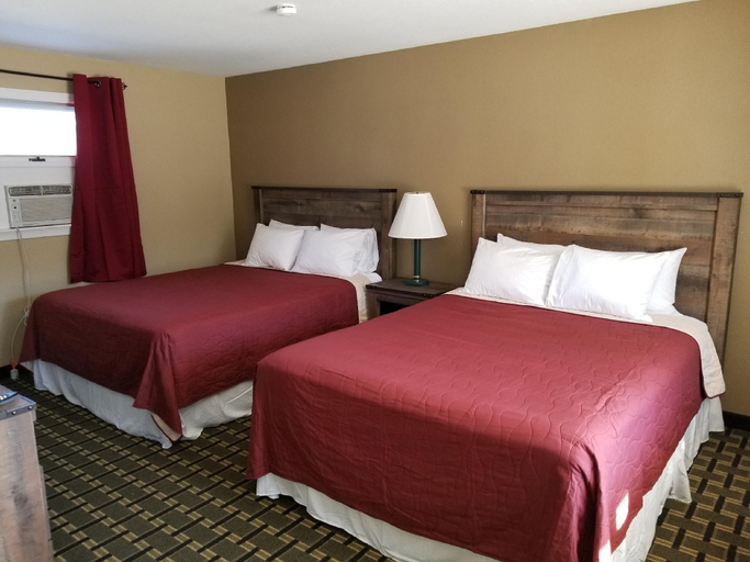 Bedroom 2, Greystone Motel, Addison