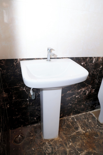 Bathroom 3, Pragati Guest House, Gorakhpur