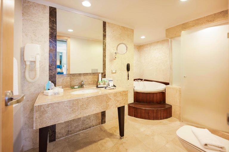 Bathroom 5, Susesi Luxury Resort, Serik