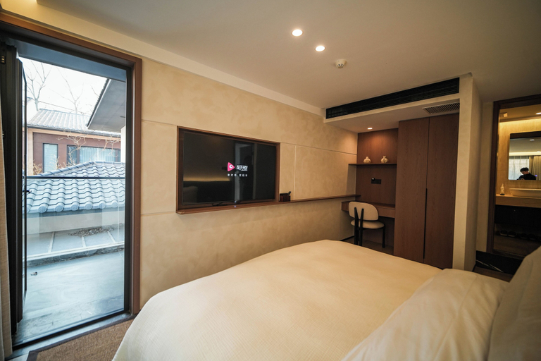 Room 4, Bieliyuan Private Hot Spring Villa Hotel, Beijing