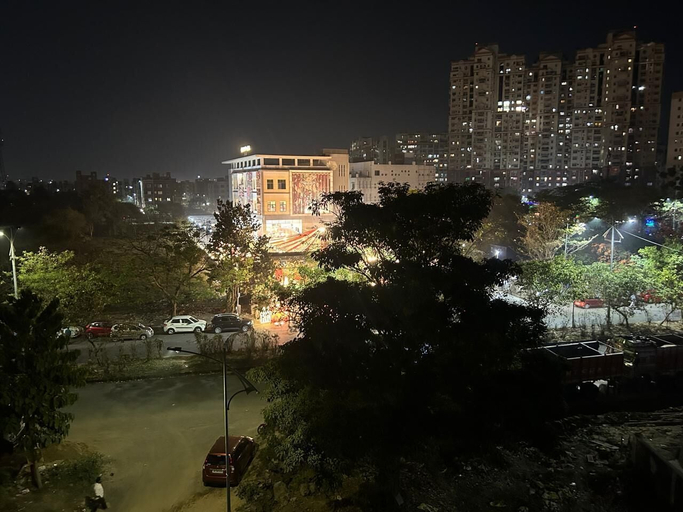 Parking, Hotel Shree, North 24 Parganas