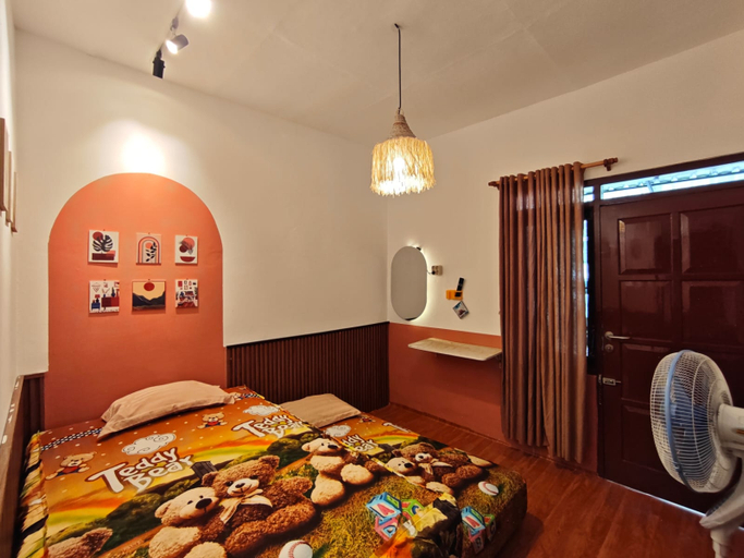 Others 3, Bohemian Rooms, Sleman