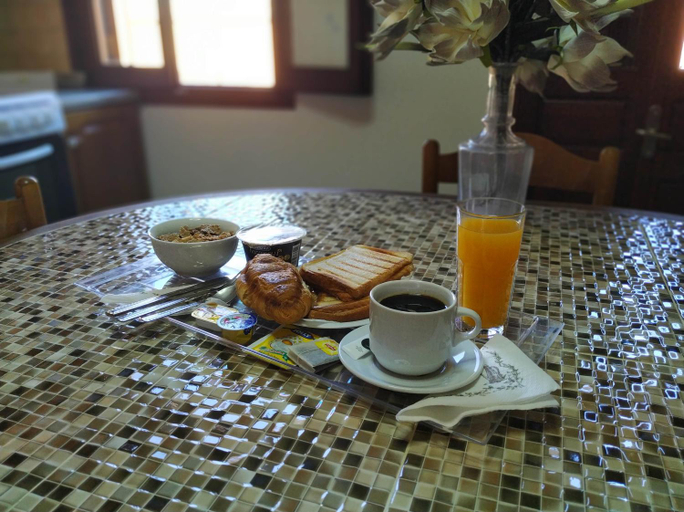 Food & Drinks 5, Villa Elion, South Aegean