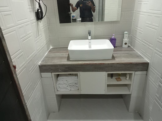 Bathroom 4, Kokomo Sunset Resort, Gazipur
