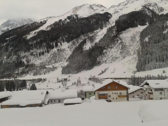 Others 4, Forsthaus Jehle, Landeck