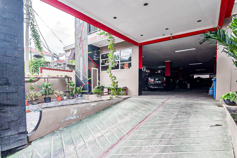 Exterior & Views 2, RedDoorz near E Walk Mall Balikpapan, Balikpapan