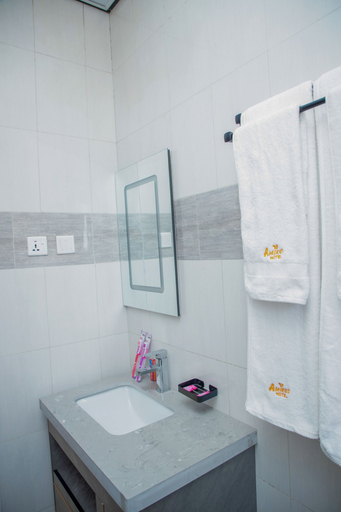 Bathroom 3, AMIKUS HOTEL LTD, Musanze
