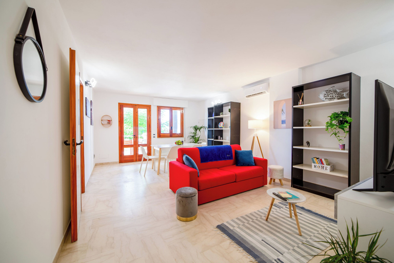 Living area 5, Marina Beach Apartments, Trapani