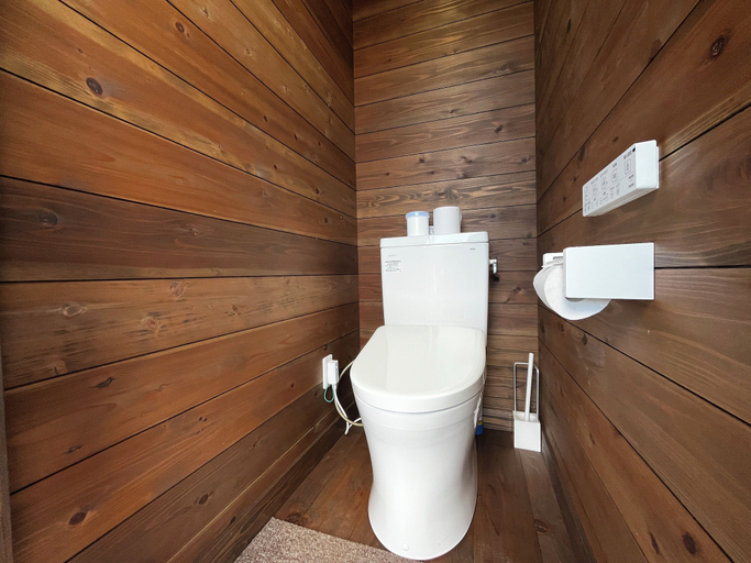 Bathroom, Bungee Inn, Minamiizu