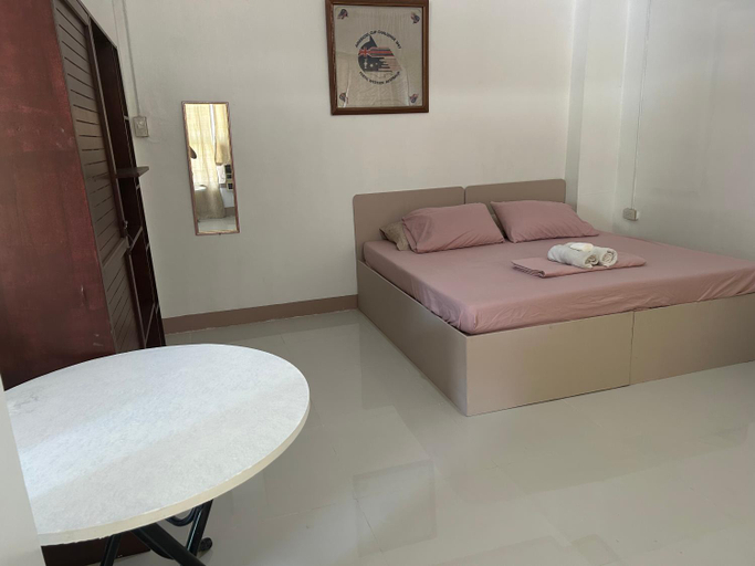 Bedroom 2, En Pensionne, Iloilo City