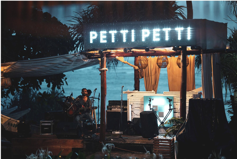 Miscellaneous 4, Petti Petti, Weligama