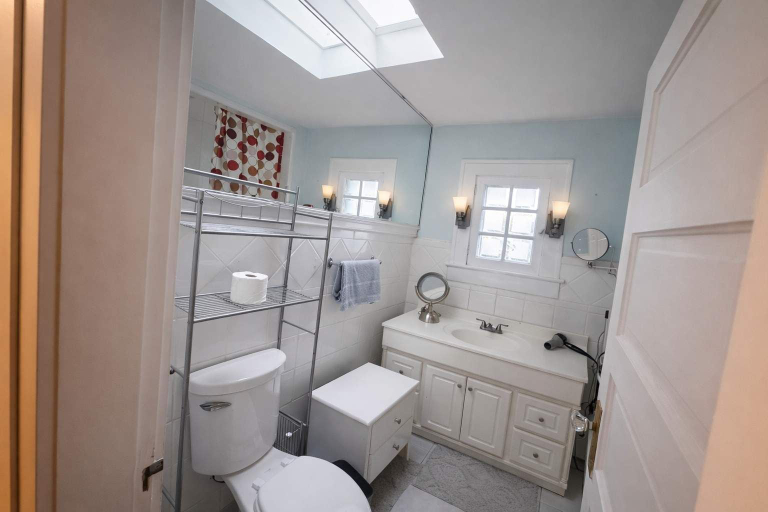 Room 2, Best Location 5 BD Spacious Family Home- Indianapolis IN, Indianapolis