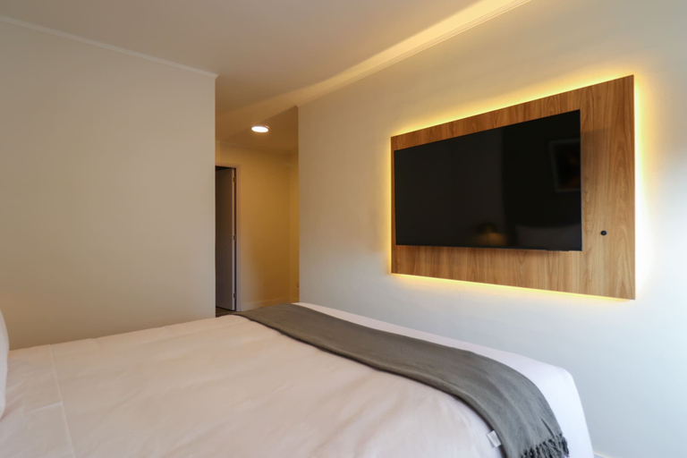 Room 4, w Amazing Cozy 3BR w Balcony in Miraflores, Lima