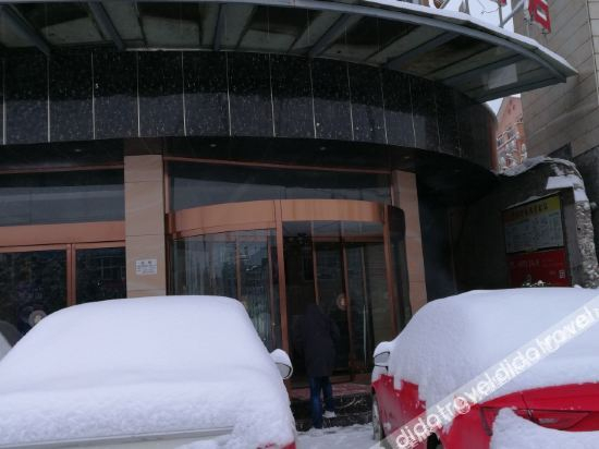 Hotel Exterior
