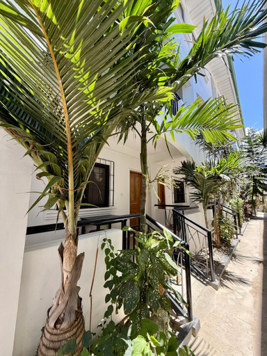 Exterior & Views 2, Marion Roos Hotel, Puerto Galera