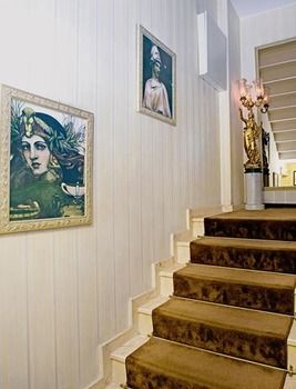 Others 5, Peak Star Hotel, Beyoğlu
