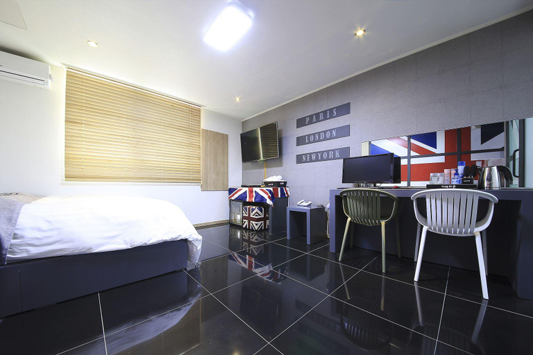 Bedroom 3, Yangju Raon Motel, Yangju