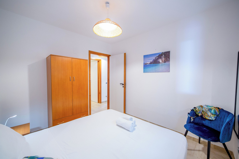 Room 4, Marina Beach Apartments, Trapani