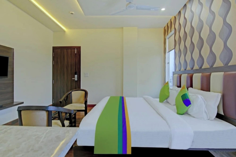 Room 5, Hotel Taj Venture Near Taj Mahal Agra, Agra
