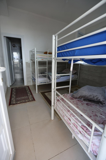 Bedroom 2, Elbasan Backpacker Hostel, Elbasanit