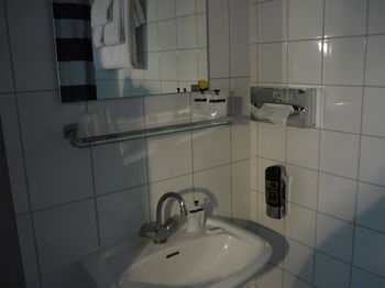 Others 5, Hotel Beez, Maastricht