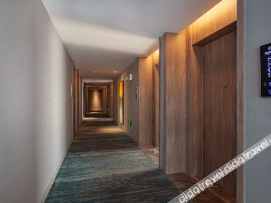Hotel Interior or Public Areas
