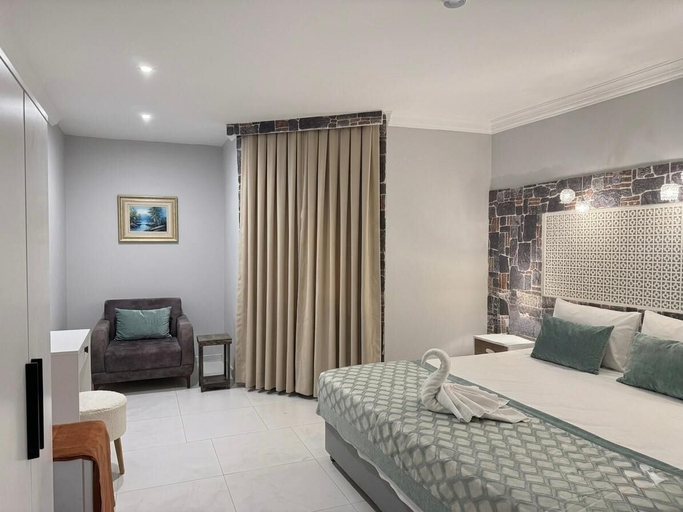 Bedroom 2, Salinas Beach Hotel Bodrum/Boutique Concept, Bodrum