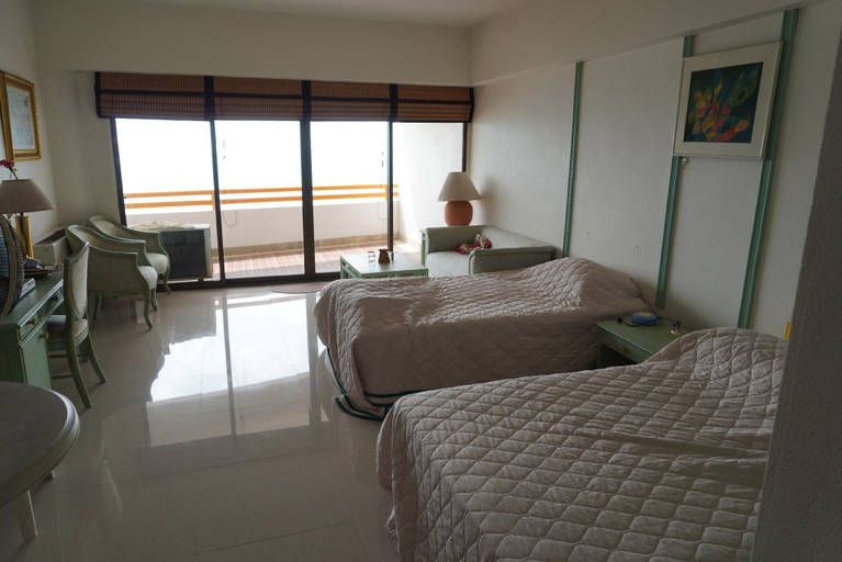 Others 3, Sunshine Beach Condotel (King Studio Ocean View), Sattahip
