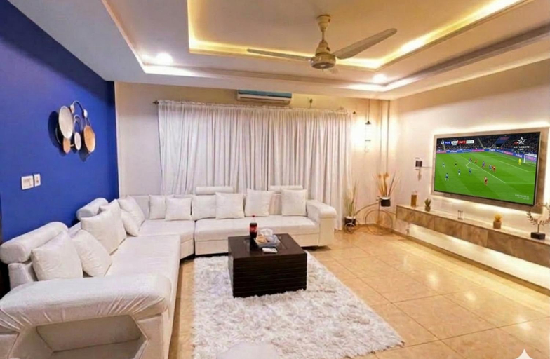 Bedroom 3, Luxury Apartment in Bahria Town, Lahore, Lahore