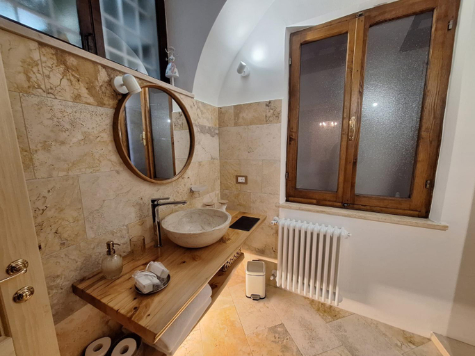 Bathroom 5, LaStamperia19 Camere-Rooms, Siena