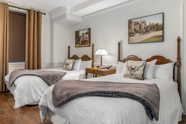 Bedroom 3, The Fort Garry Hotel, Spa and Conference Centre, an Ascend Collection Hotel, Division No. 11