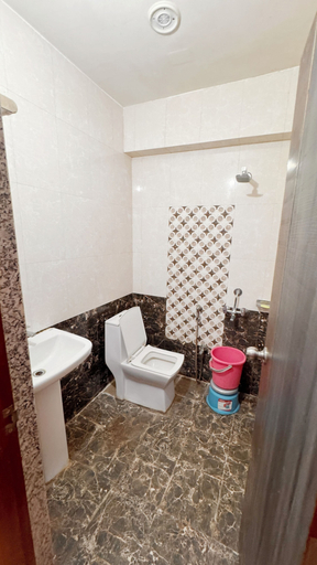 Bathroom 4, Pragati Guest House, Gorakhpur