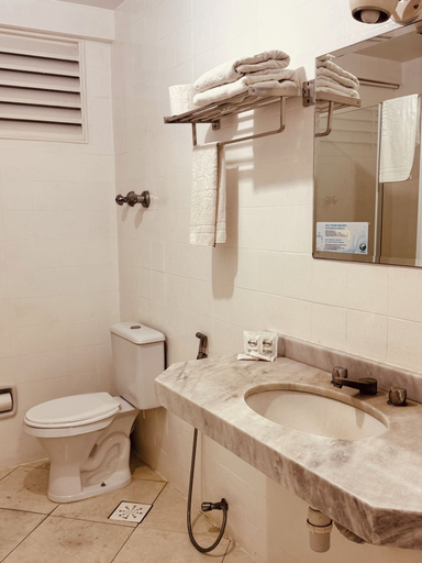Bathroom 4, Binder Hotel Quality Inn, Mogi das Cruzes