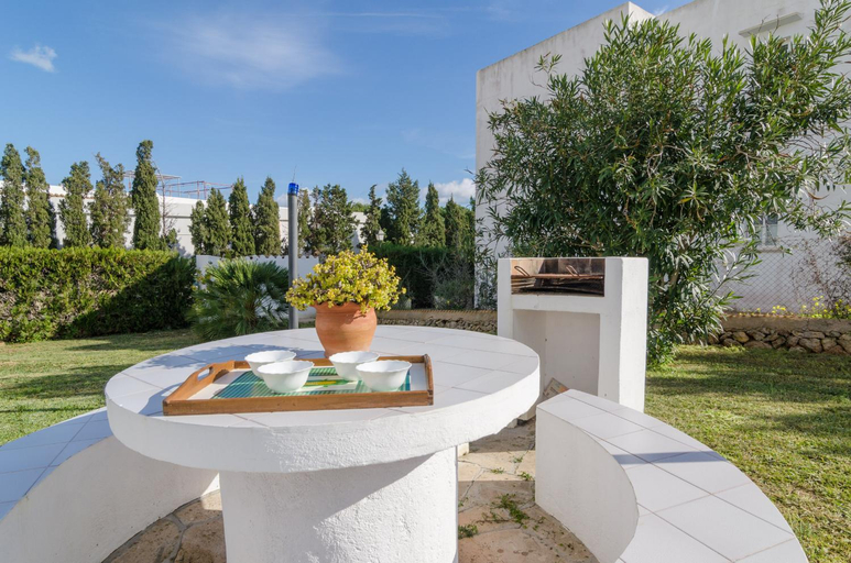 Others 4, CASA FIOL, Baleares