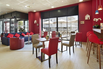 Others 2, ibis Styles Alès Centre Cévennes, Gard