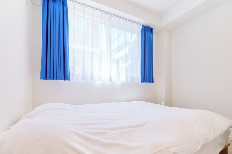 Room 3, Adole Ebara, Meguro